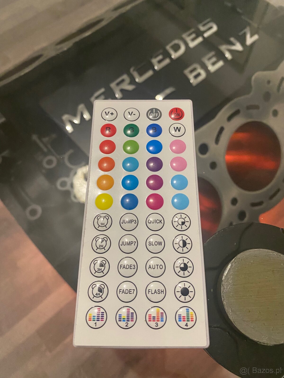 Stół z bloku silnika Mercedes-Benz V6 - 7