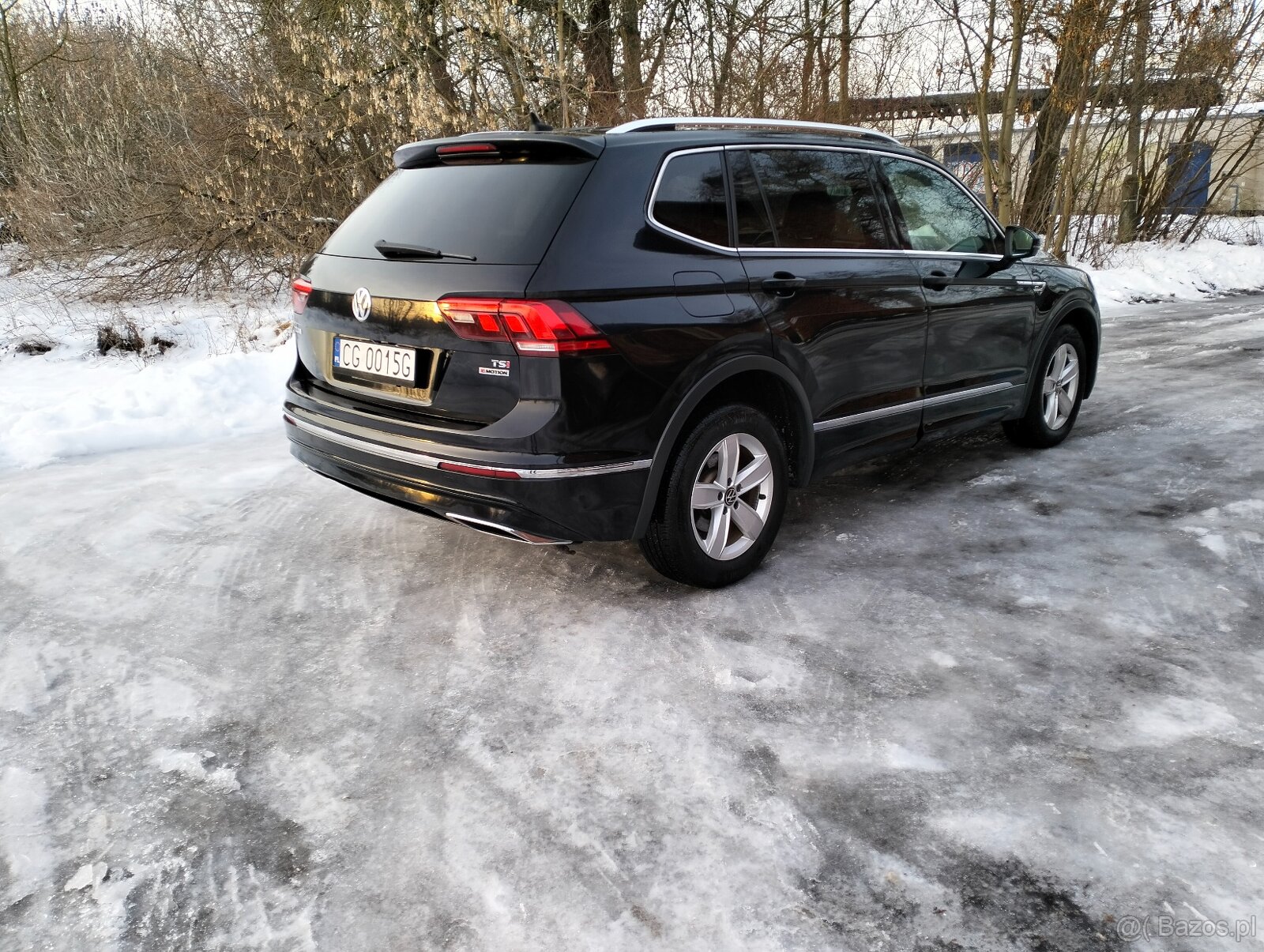 Volkswagen Tiguan and Spice r line 4motion - 7