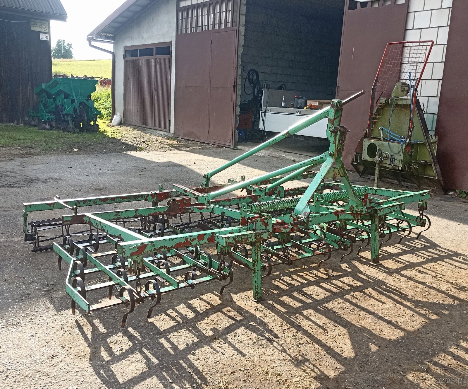 Agregat uprawowy kultywator z wałkiem strunowym Feldherr skł - 7