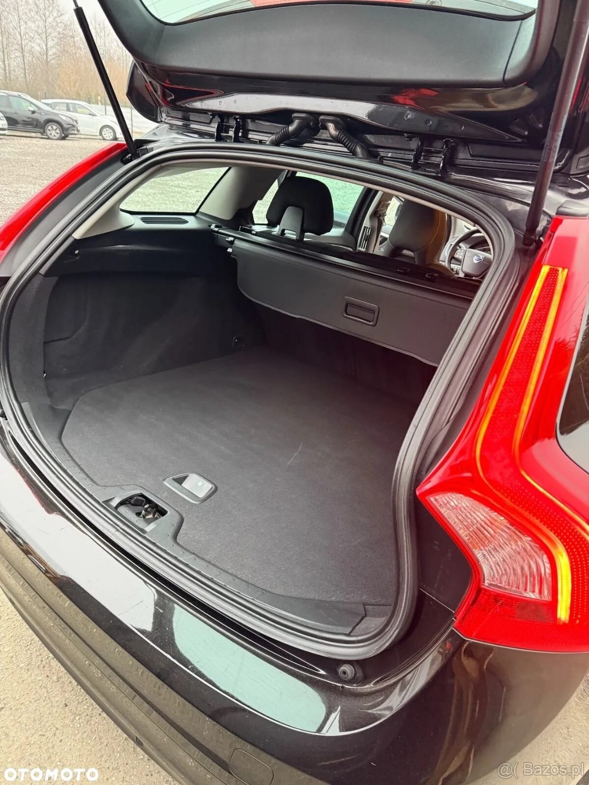 VOLVO V60 2017R 2,0DIESEL - 7