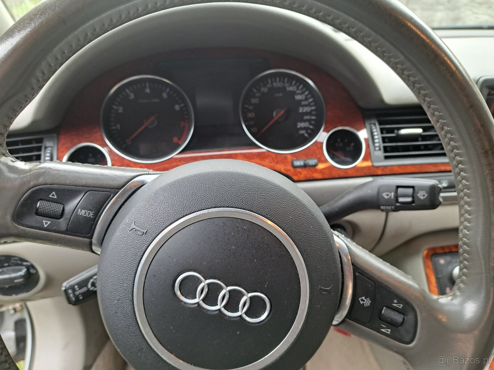 Sprzedam Audi A8 - 7