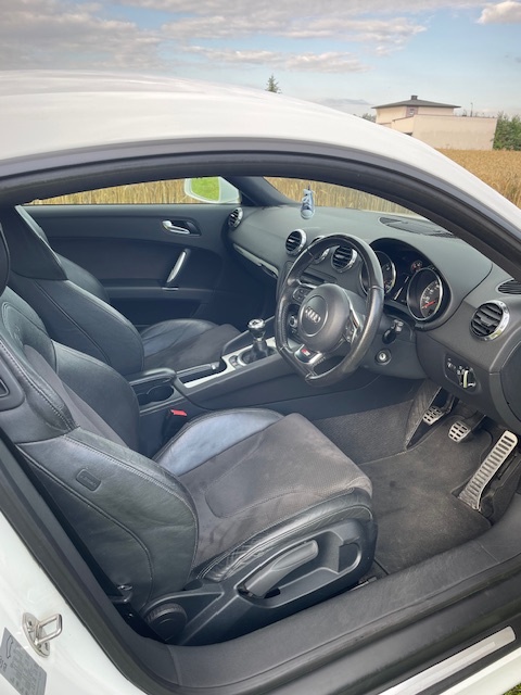 Sprzedam audi TT 2xS-line 2.0tdi 4x4quattro z 2011 roku . Ki - 7