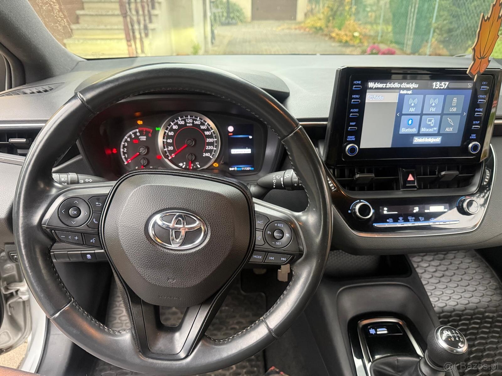 Sprzedam Toyota Corolla Stan bardzo dobry - 7