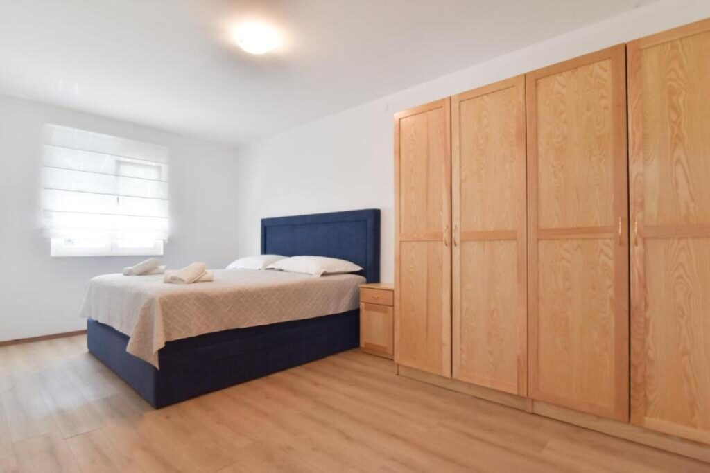 Chorwacja-Piękny dom z dużym ogrodem, basenem, sauną - 7