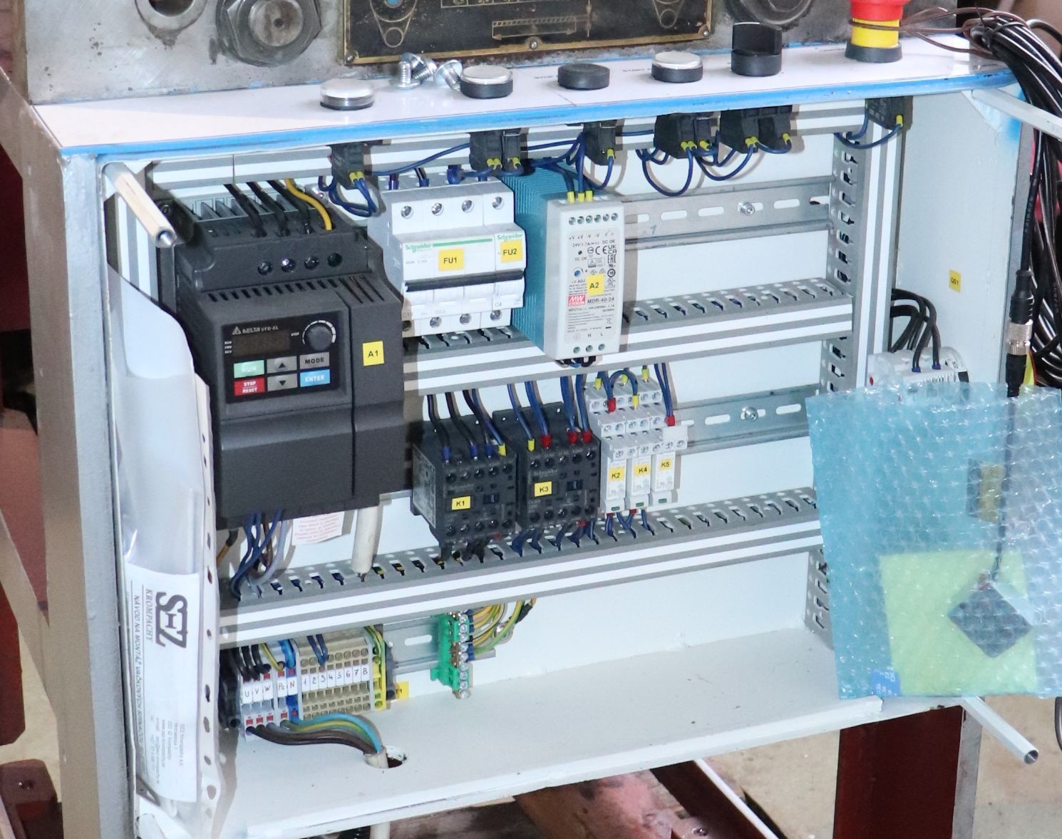 Prostownica do talii QRM 300/4 - 7