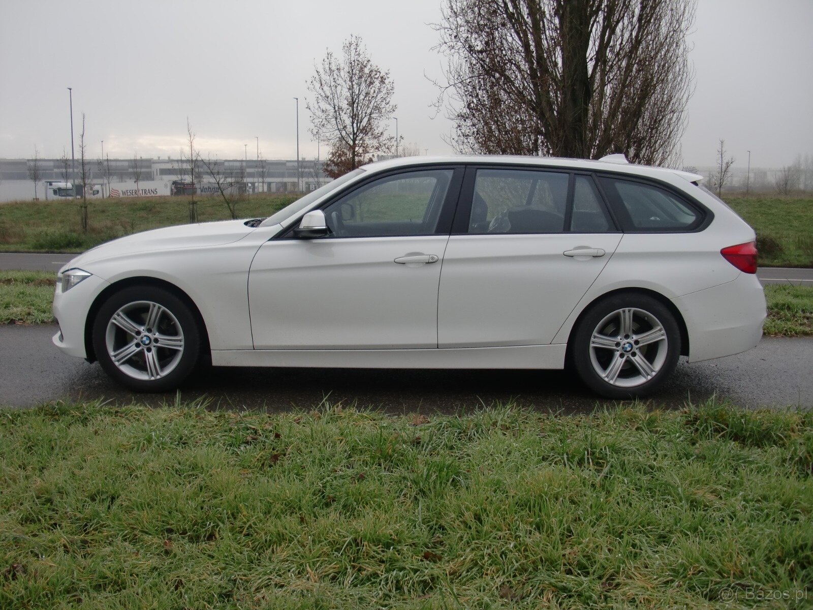 Sprzedam BMW 318i, 100kw, 10/2016, 226000km. - 7