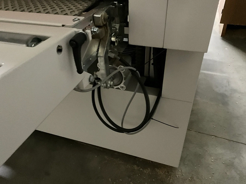 SCM DMC ES M3 1350 – Przemysłowa szlifierka szerokotaśmowa - 7