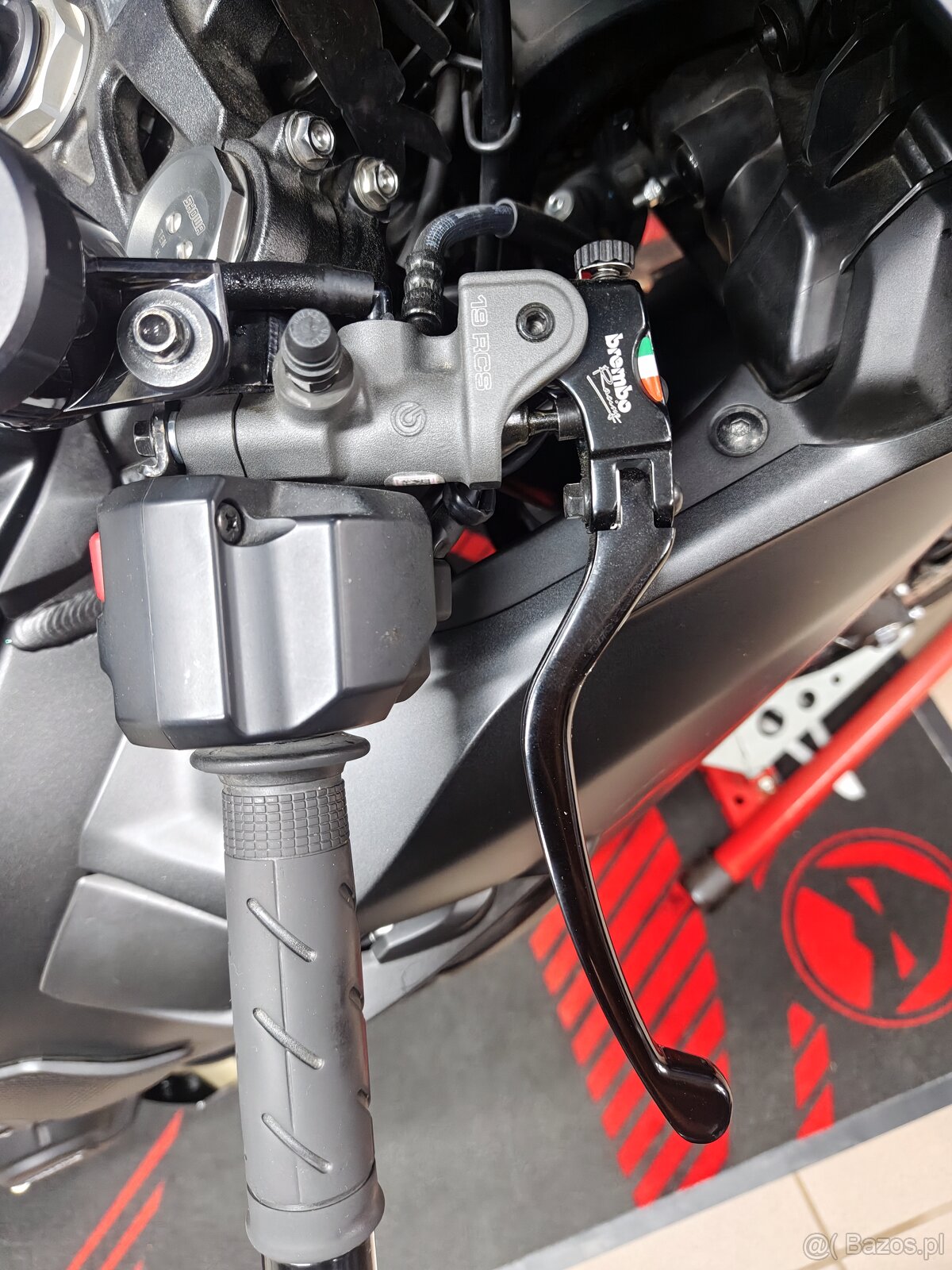 Honda Cbr 1000rr sc77 - 7