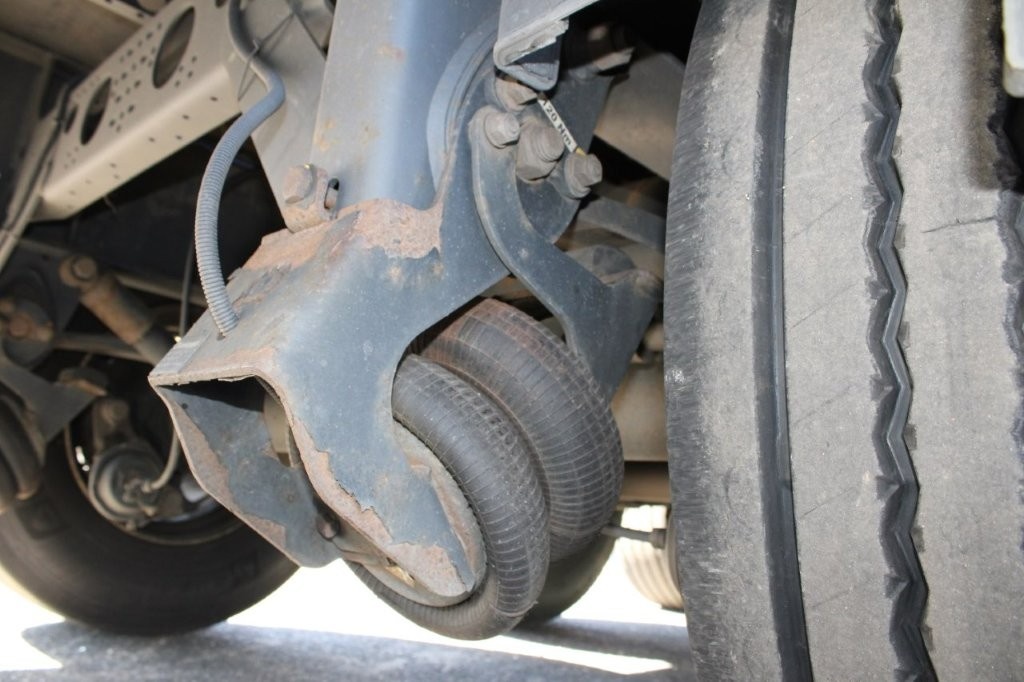 KRONE SD, ZVEDACÍ NÁPRAVA - 7