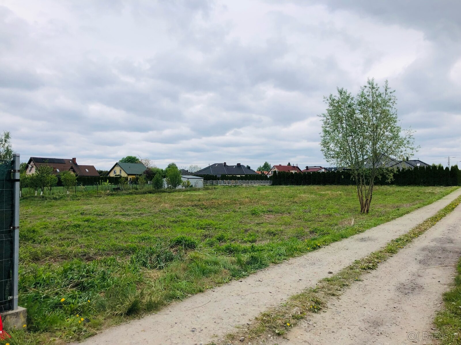Działka budowlana 1300m2, WZ bezterm., Media, Kolej, Miasto. - 7