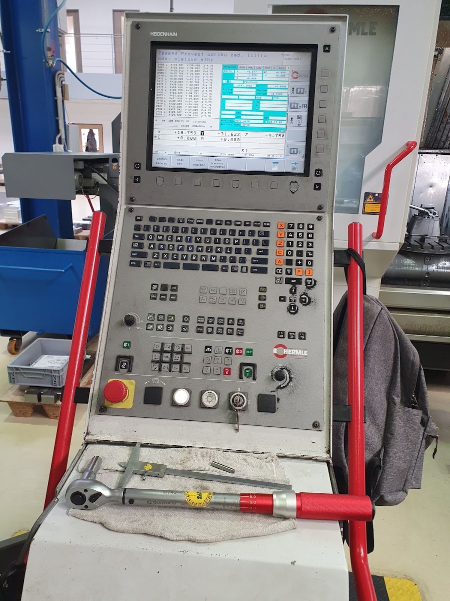 Hermle AG C 30 U Dynamic - Centrum obróbcze Pionowe - 7