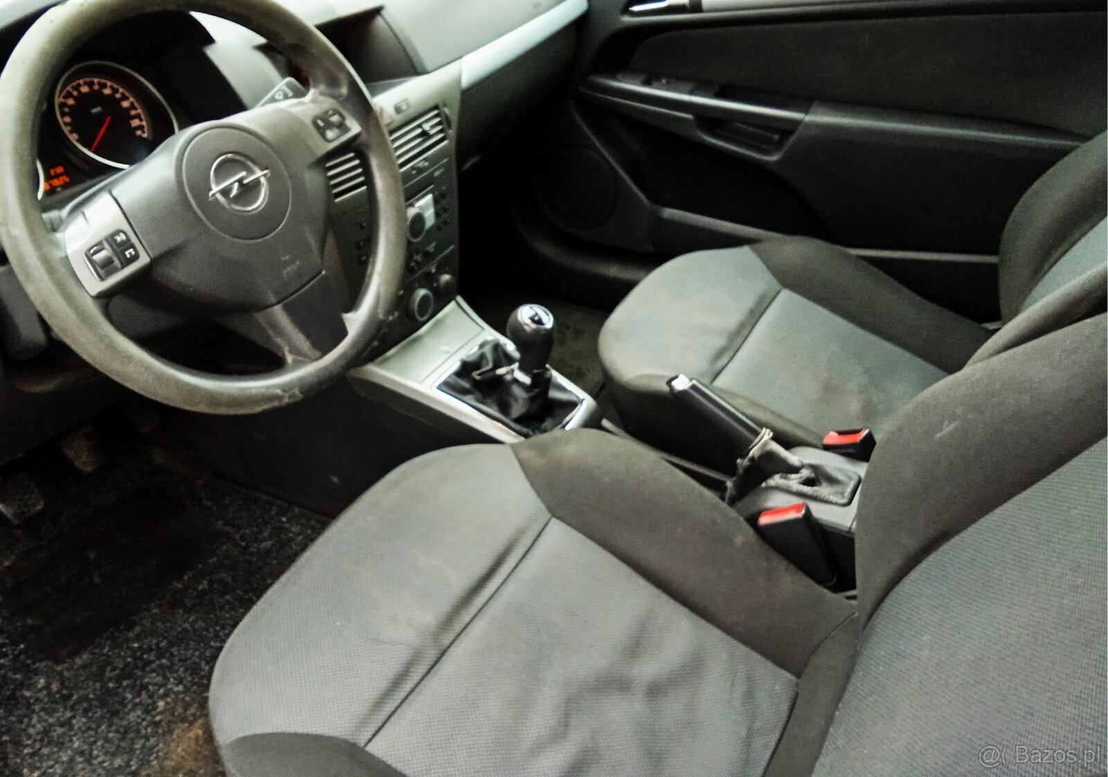 Opel Astra Coupe sport 1.7 cdti 100KM - 7