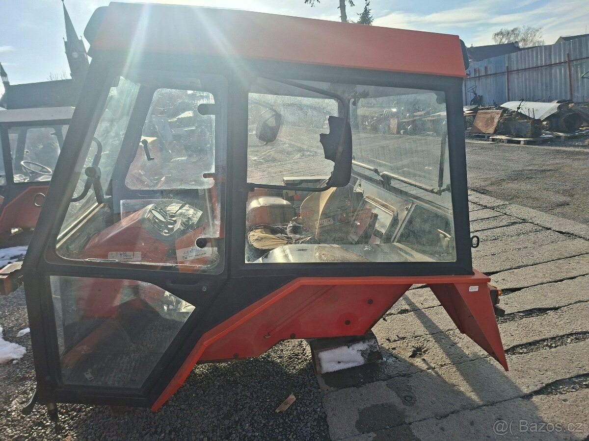 Kabina Zetor seria 3 - 7