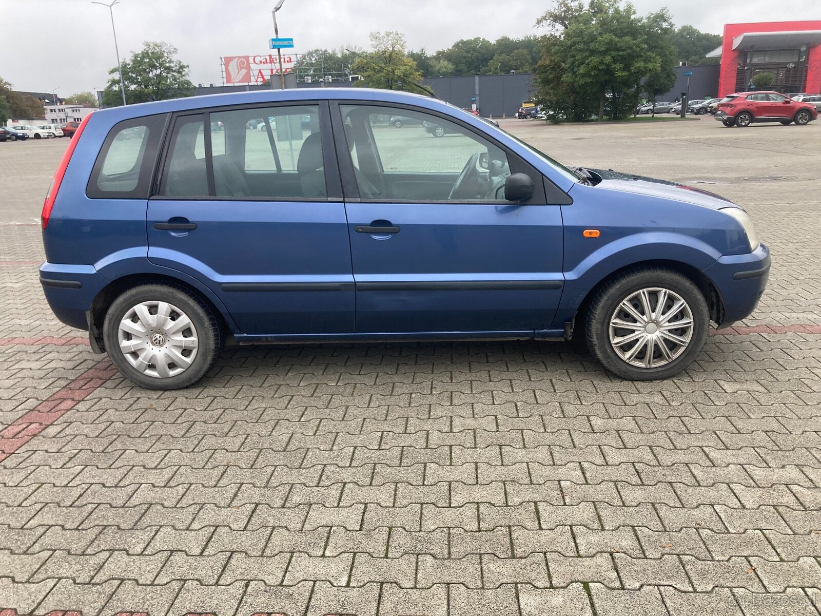 Ford Fusion - 7