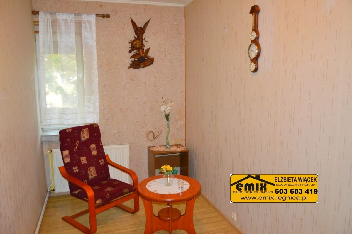 2 pokojowe mieszkanie na II piętrze - Legnica - 7