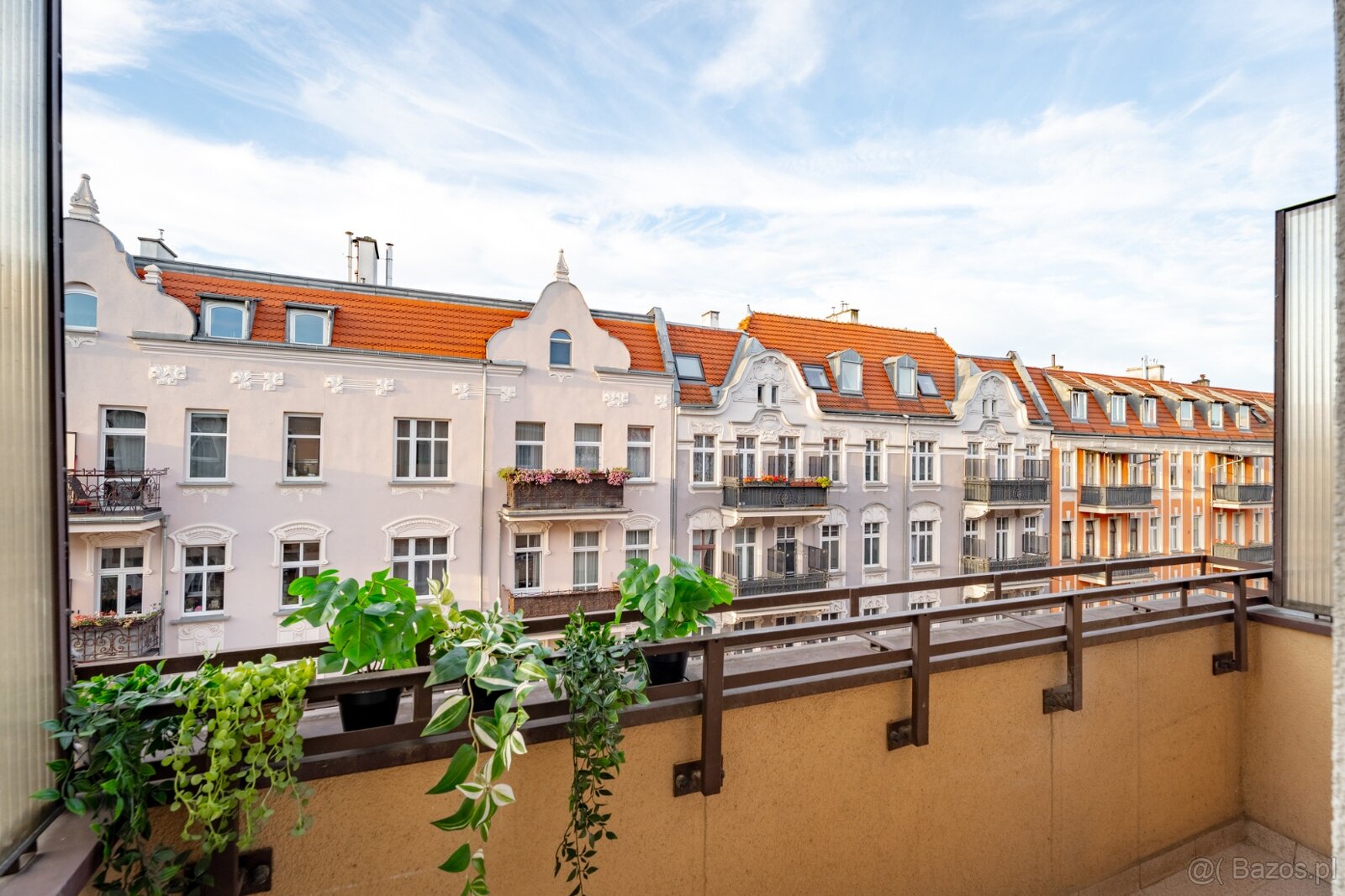 Nowoczesny pokój z łazienką i balkonem przy uczelni. - 7
