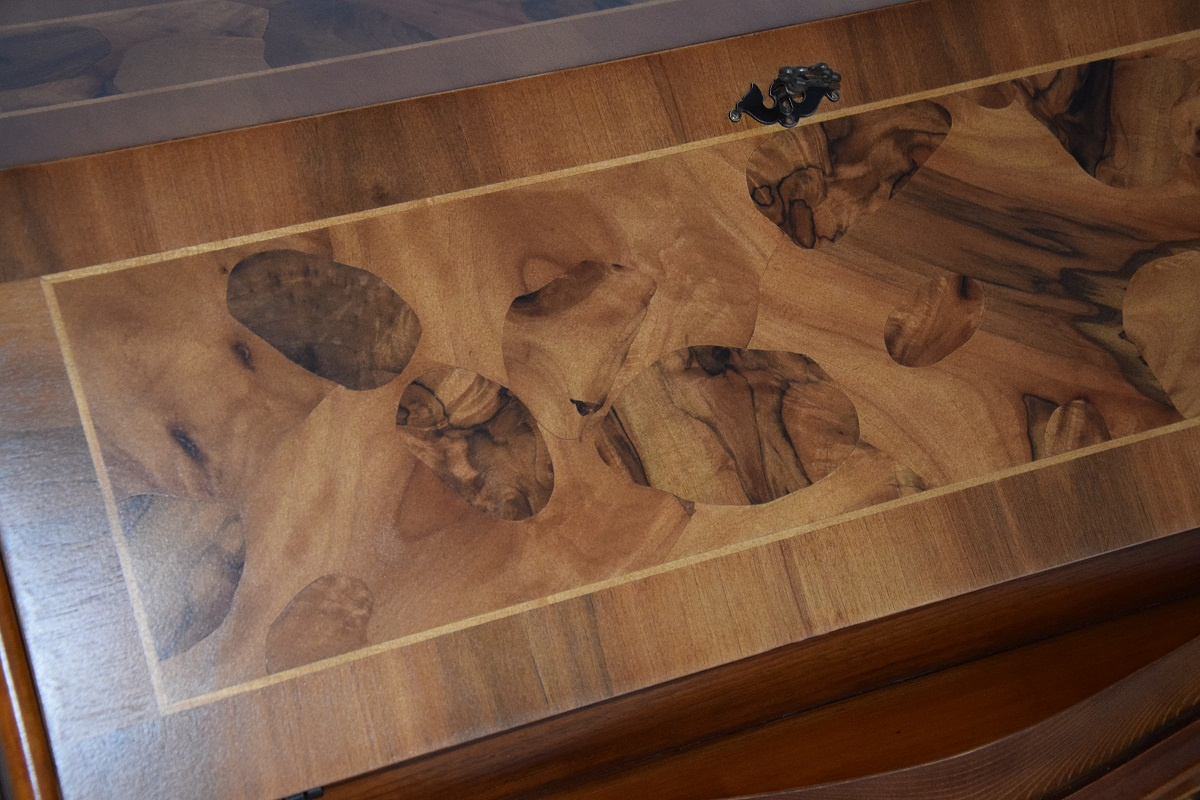 sekretarzyk z drewna orzechowego - jak nowy - 7