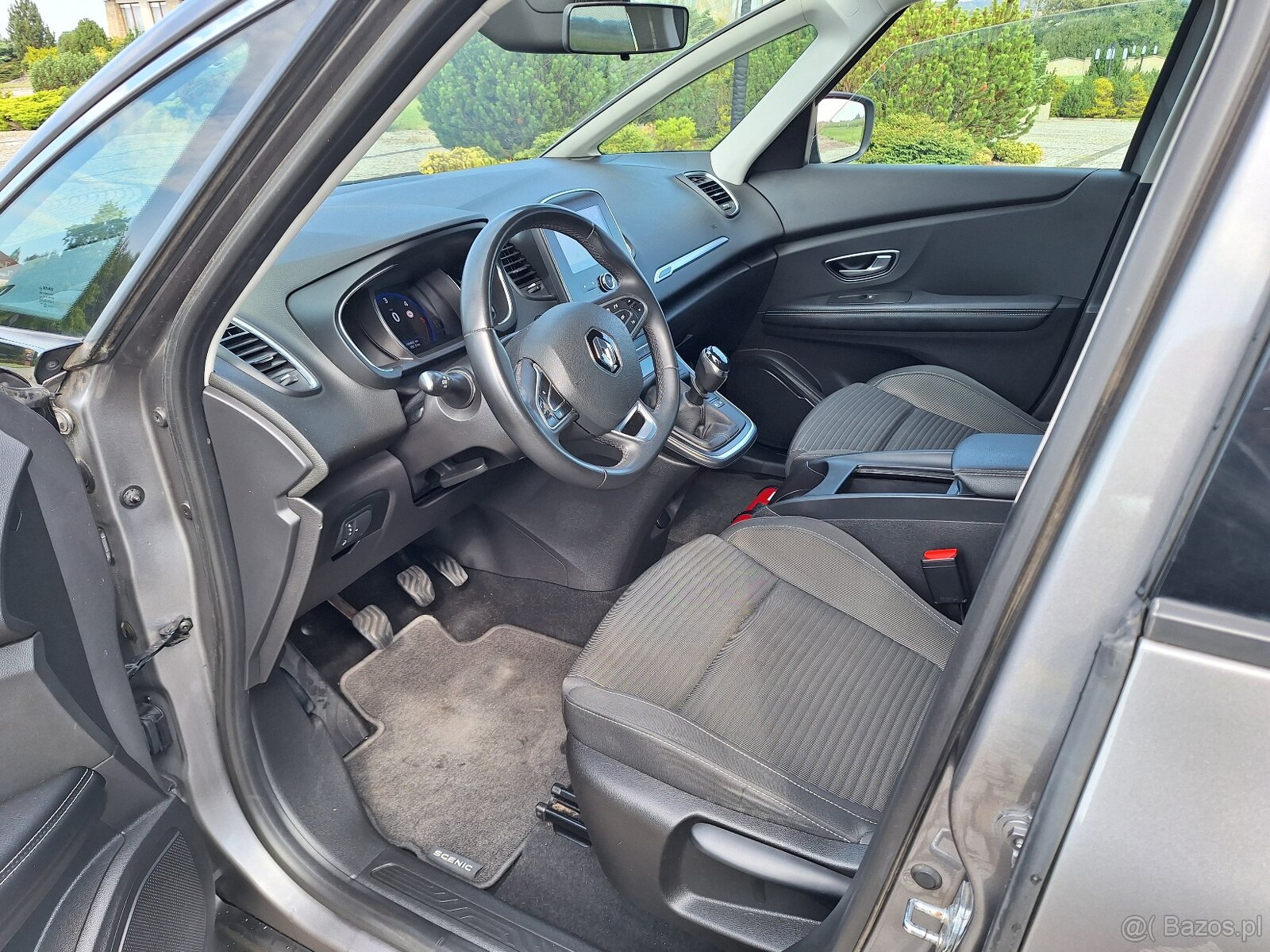 Renault Scenic 1,7dci 120KMKeyless-GoLedKameraNavi - 7