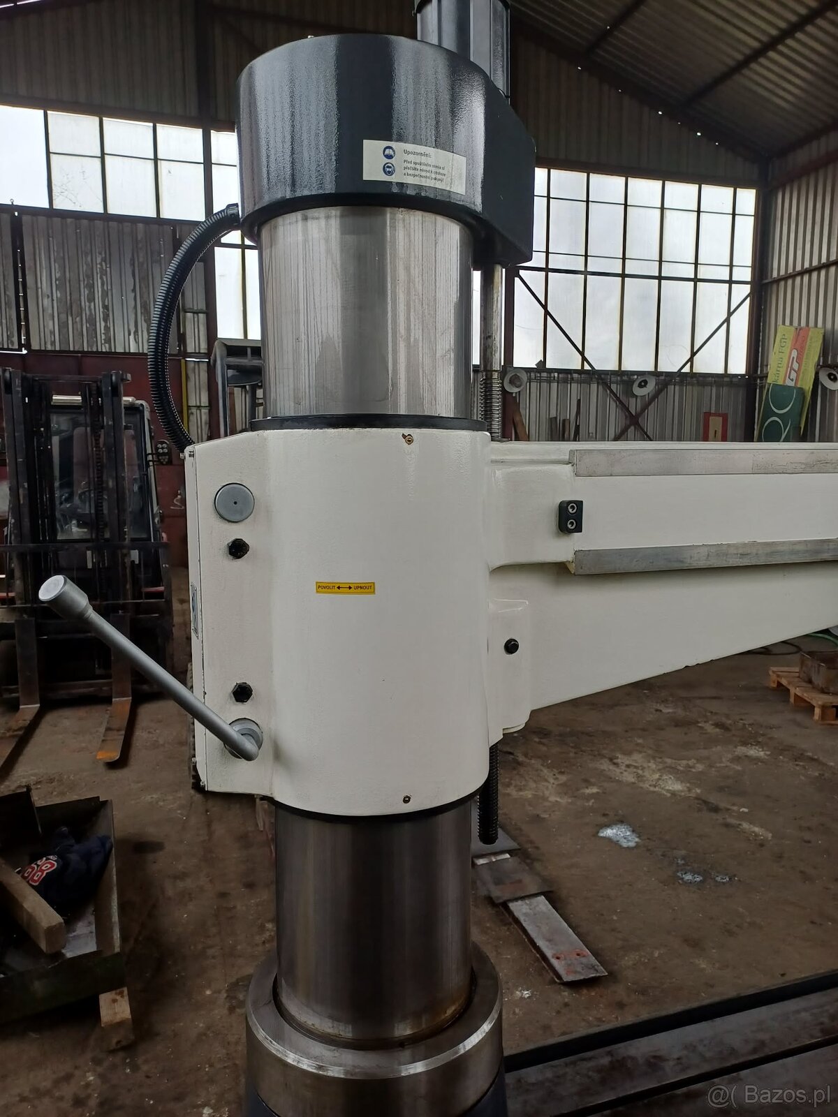 Sprzedajemy wiertarkę promieniową DR 5 - 7