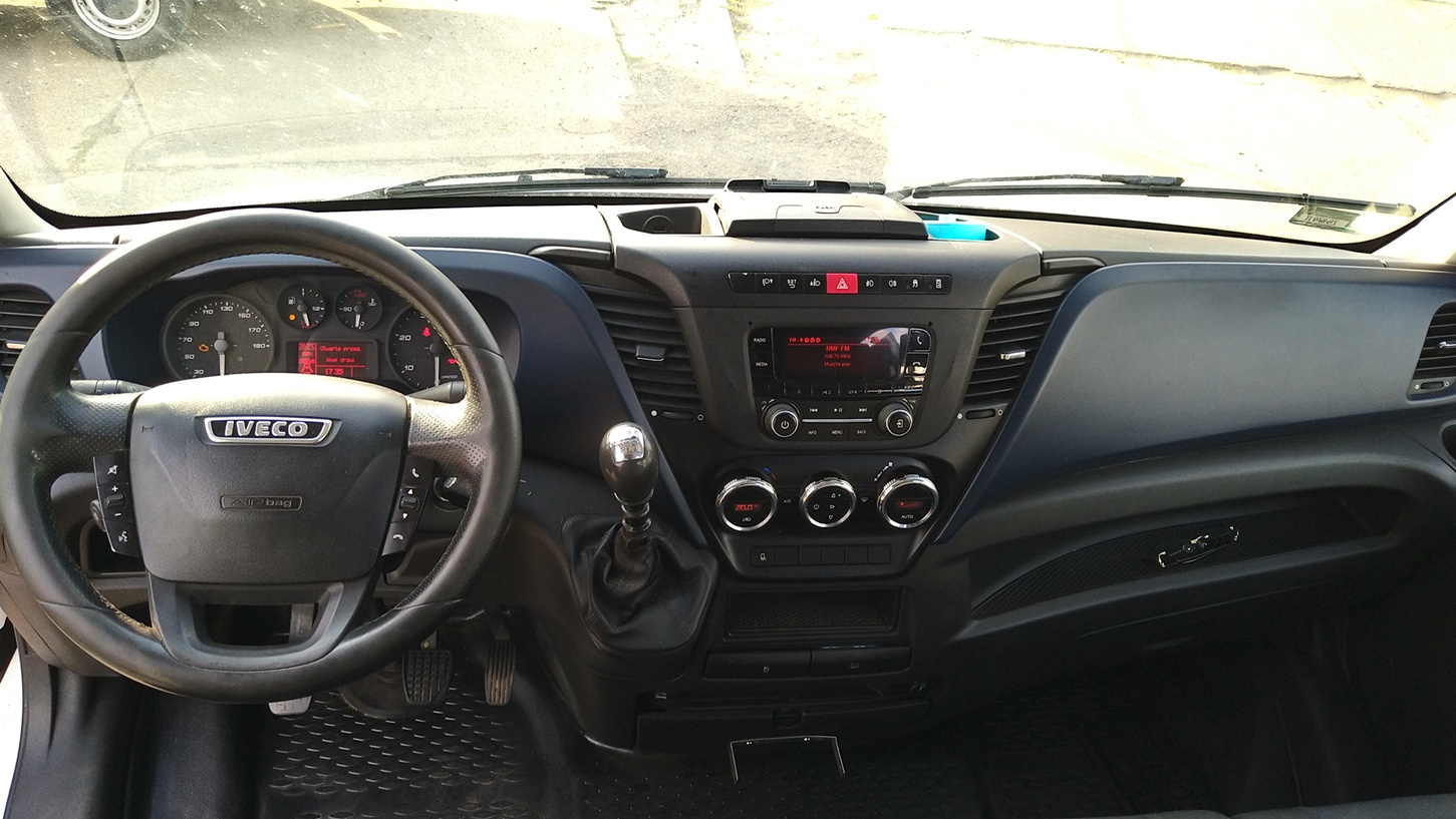 IVECO DAILY 35S15 3.0 DIESEL KLIMA 7 OSOB - 7