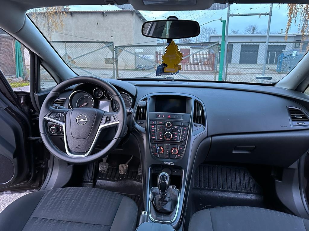 Sprzedam Opel Astra - 7