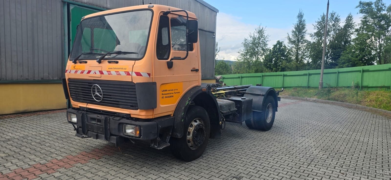 Samochód ciężarowy Mercedes 1614 SK - 7