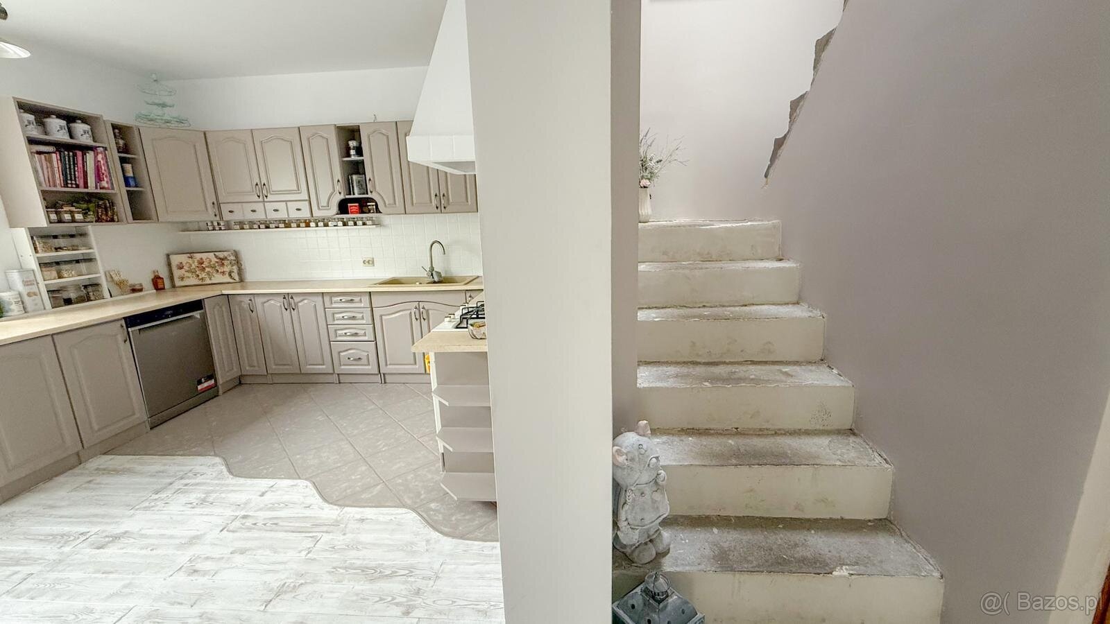 Dom w Poznaniu z wydzielonym mieszkaniem z osobnym wejściem - 7