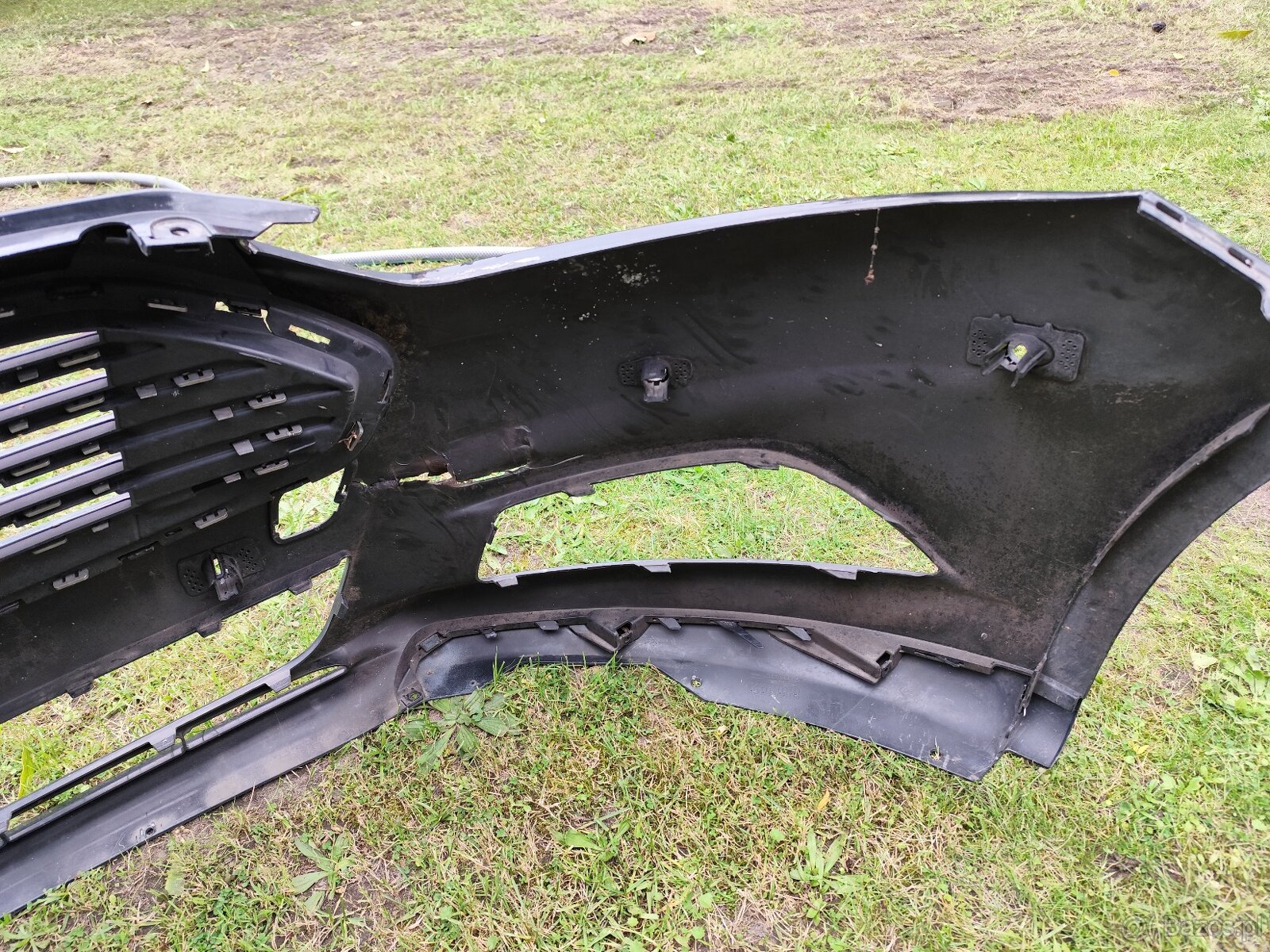 Przedni zderzak do Ford Mondeo MK5 - 7