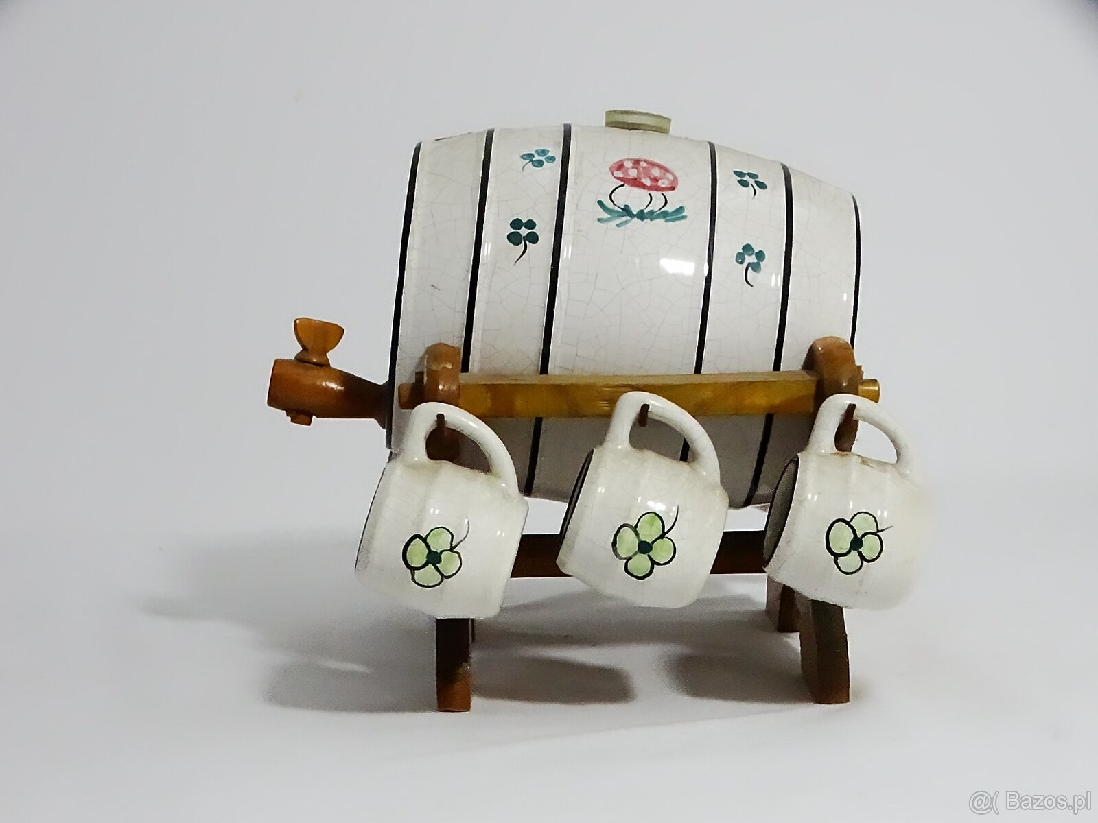 Dystrybutor w kształcie beczki, osadzony na rzeźbionym stoja - 7