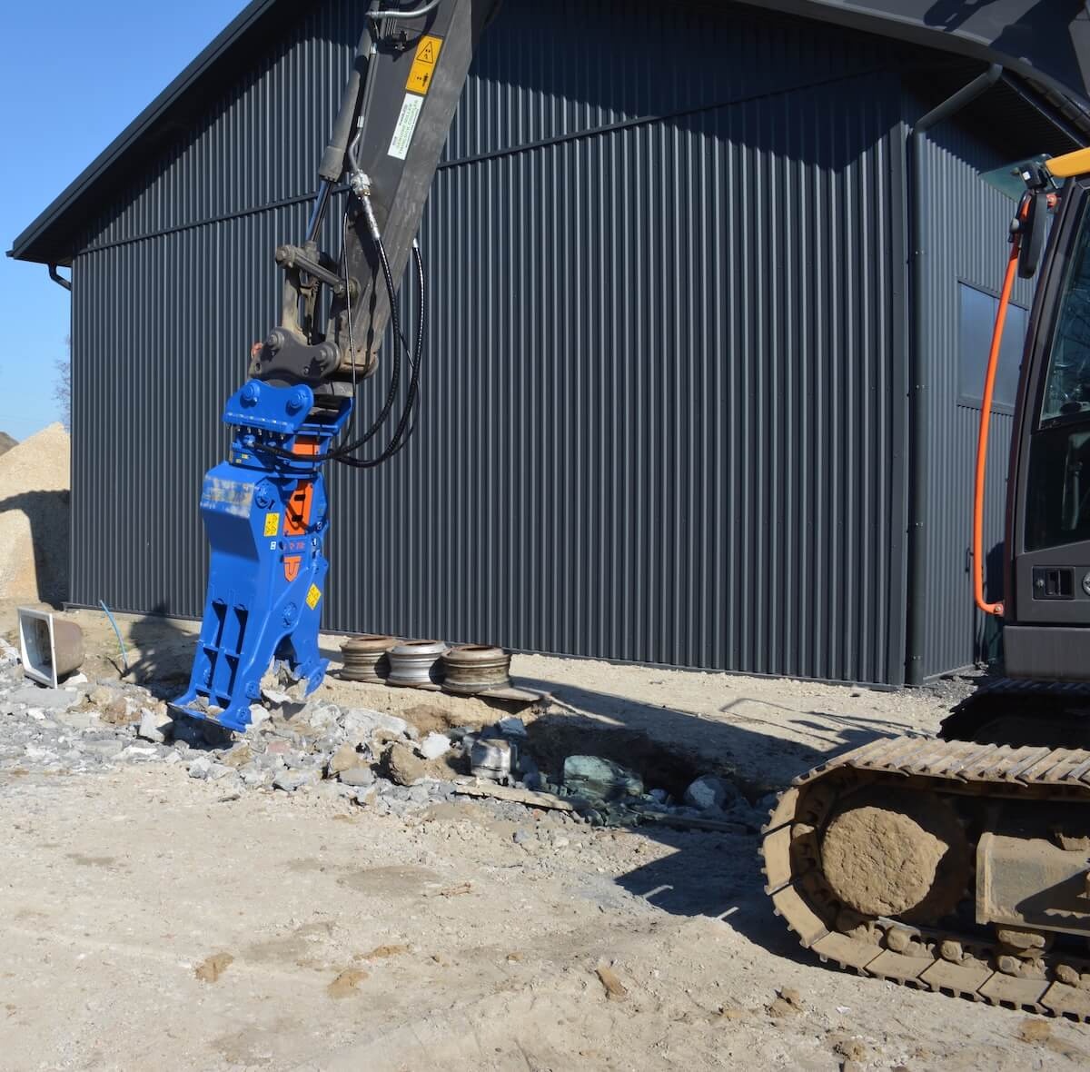 Nowa obrotowa szczęką krusząca KRUSZER TREVI BENNE FR 18 - 7