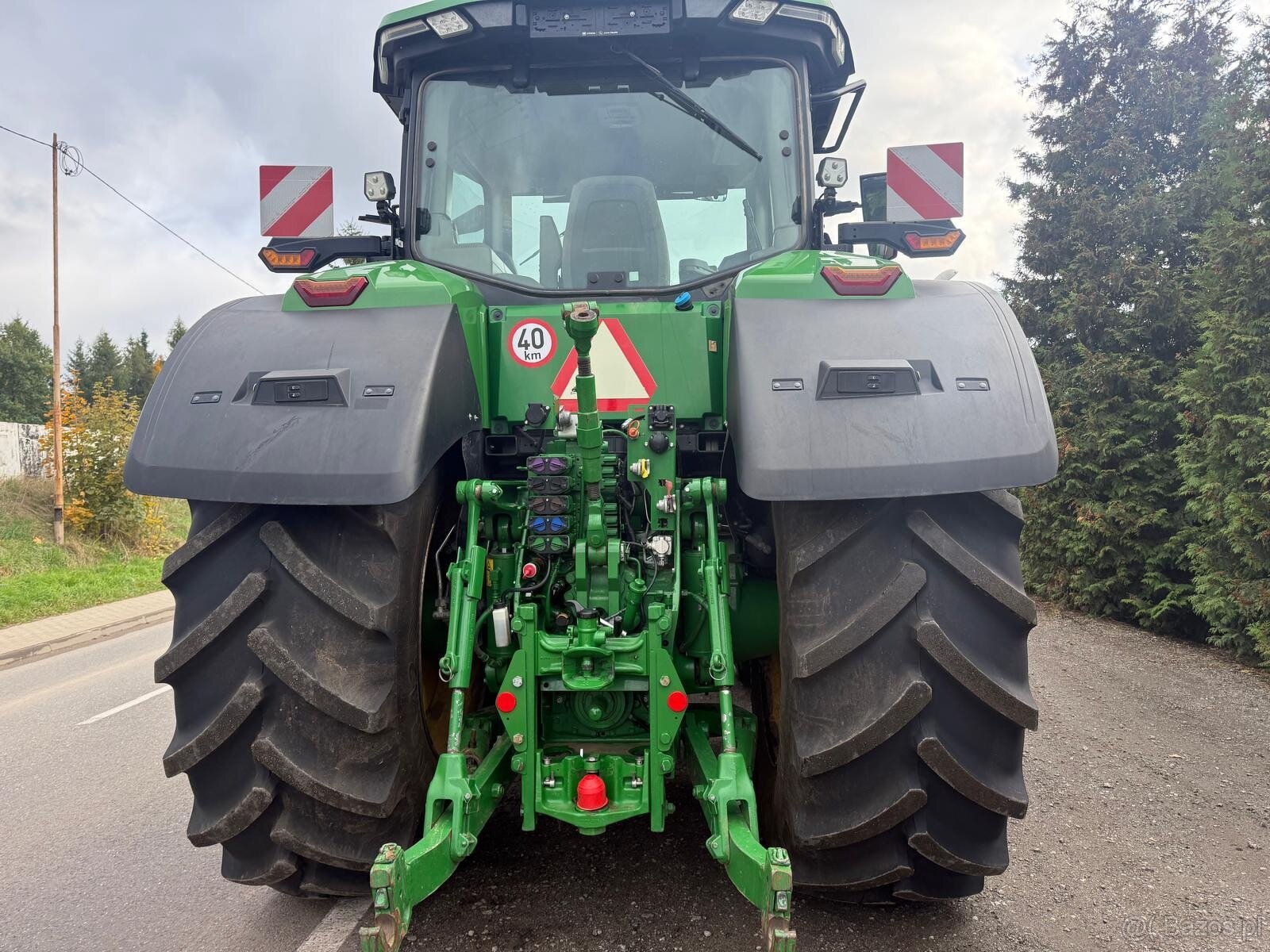 Ciągnik rolniczy John Deere 8R 340 skrzynia E23 rok pro 2021 - 7