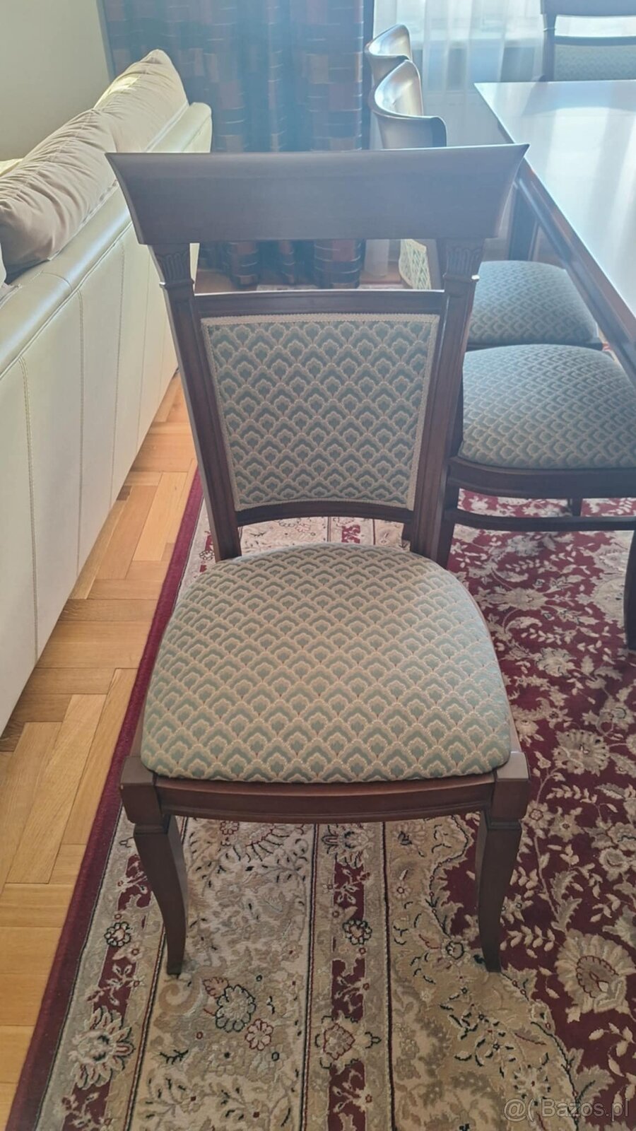 Stół z krzesłami - 7