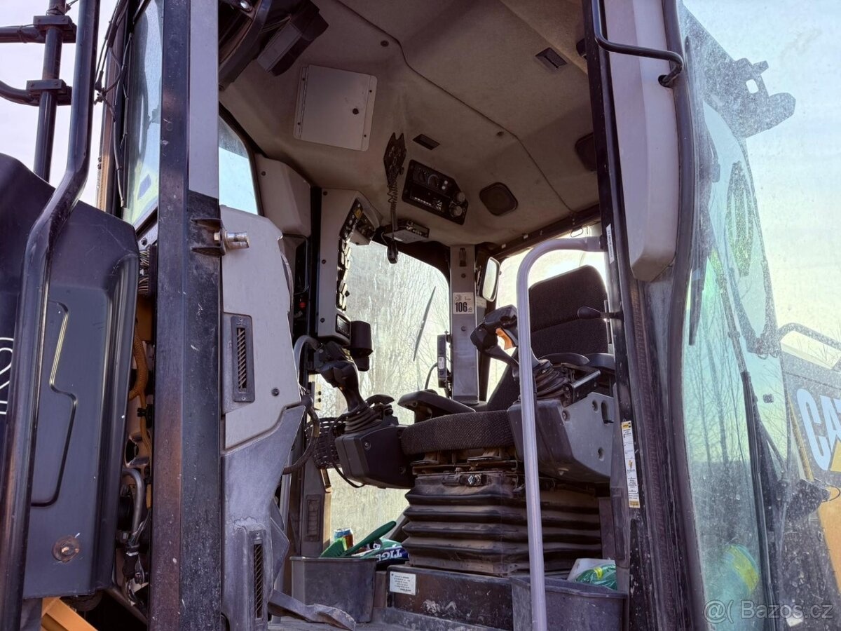 CAT 120 M2 AWD - 7