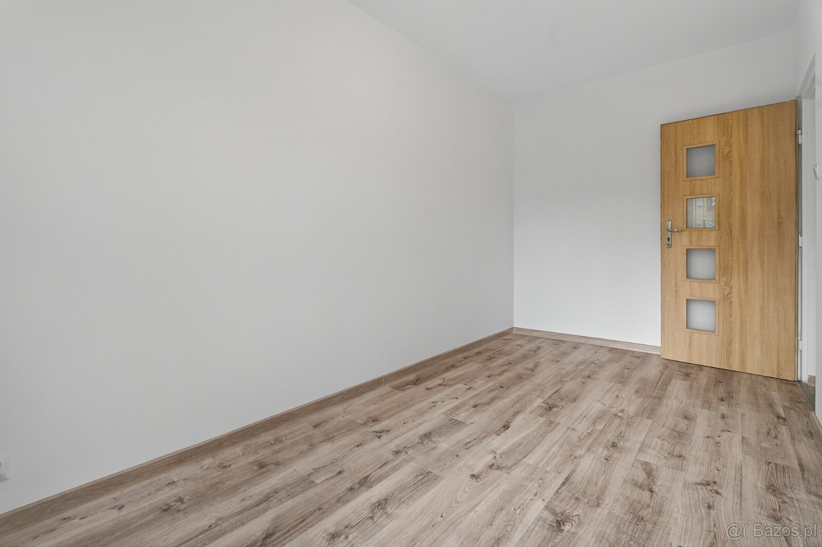 4 pokoje, balkon + piwnica w centrum Gryfina. - 7