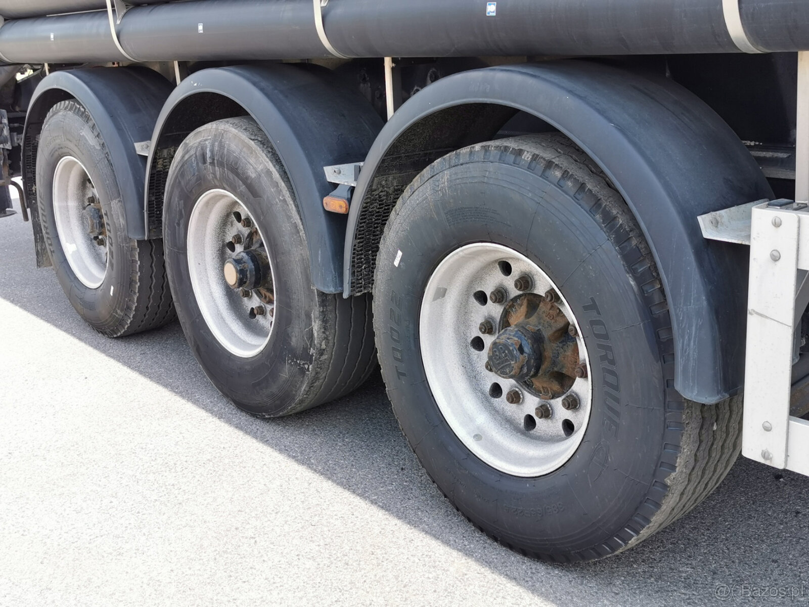 Sprzedam silos naczepowy FELDBINDER KIP o pojemności 63 m3 - 7