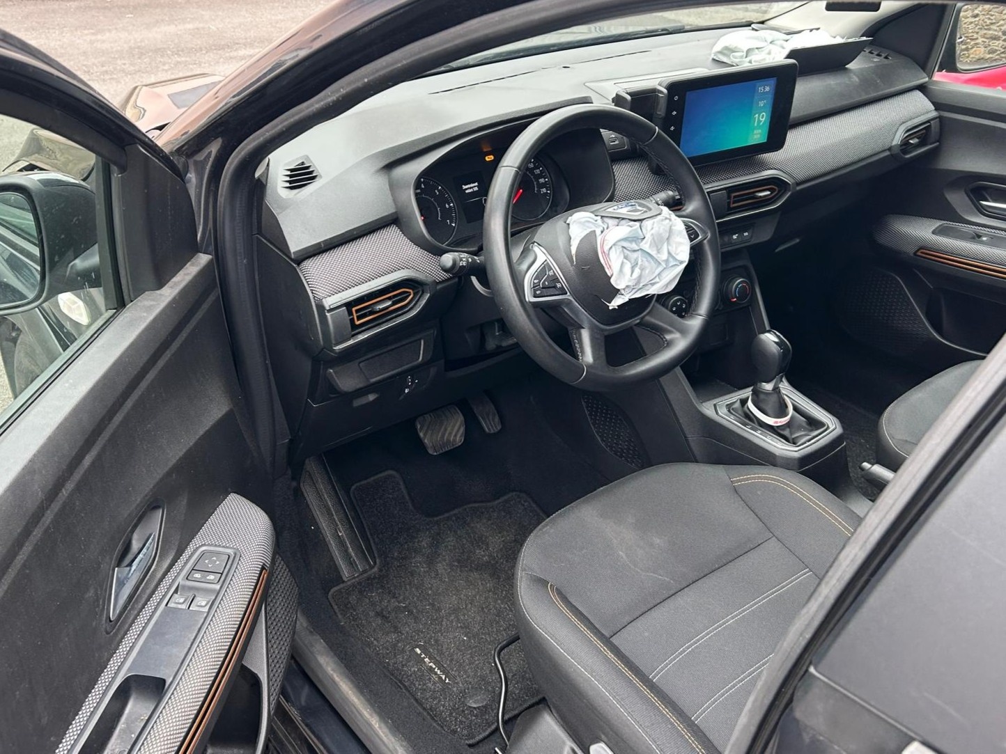 Dacia Sandero 1.0 TCi Stepway automat - 7