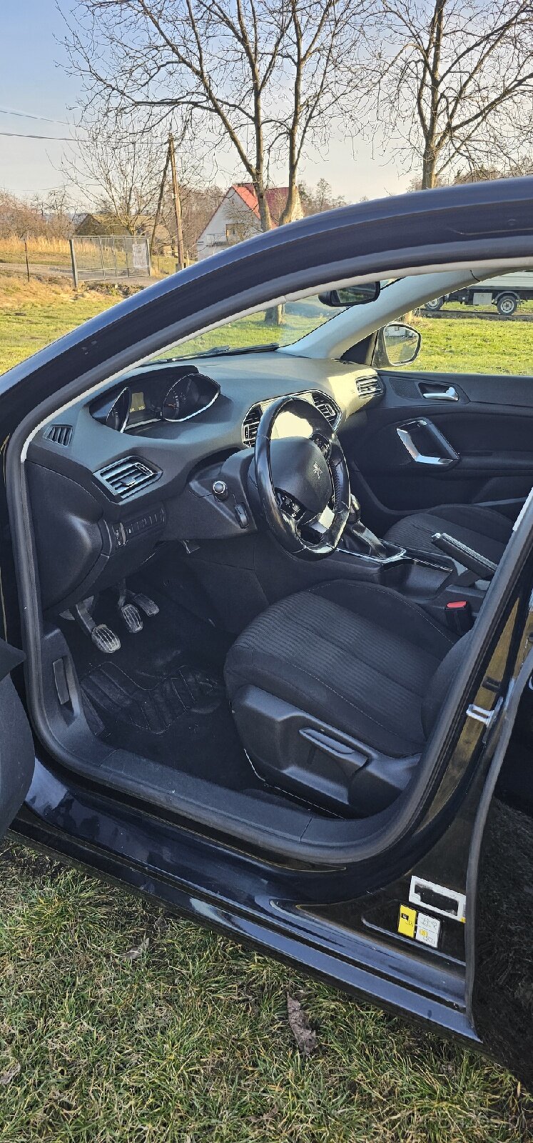 Peugeot 308 1.6 hdi - 7