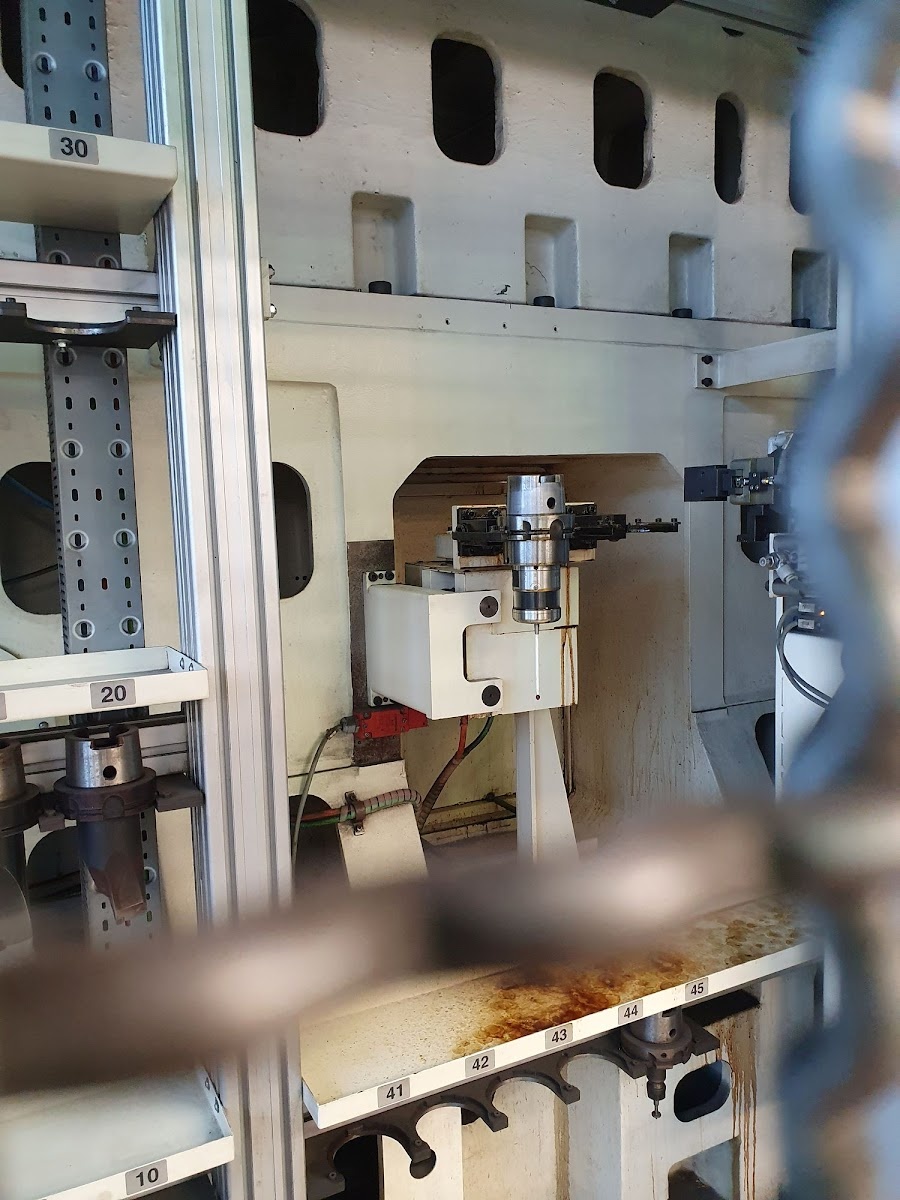 TAJMAC-ZPS MCV 2318 Centrum obróbcze / Pionowe - 7