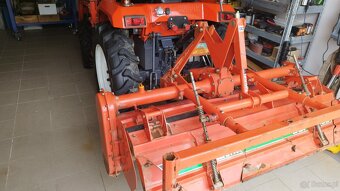 Kubota Saturn X24 - 7