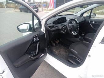 Sprzedam Peugeot 208 , 2016 , Salon Polska - 7
