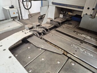 Maszyna do wiercenia, pogłębiania gwintów F Gevo 2000 - 7