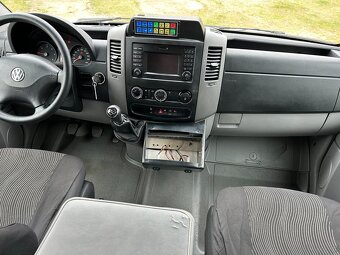 VW Crafter - 2.0 TDI Ambulans / Karetka - 7