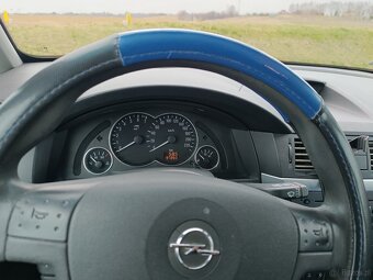 Opel Meriva A 1.6 2004 - sprzedam - 7