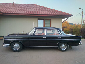 Zabytkowy Mercedes W111 220Sb super stan z 1963 roku - 7