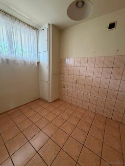 Mieszkanie o pow. 50m2, II piętro, do remontu,ul.Górnośląska - 7
