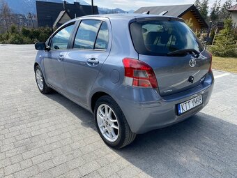 Toyota Yaris 1.0 2011r 67tys km klima - 7