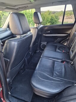 Sprzedam Suzuki Grand Vitara 1.9 DDIS cena do negocjacji - 7