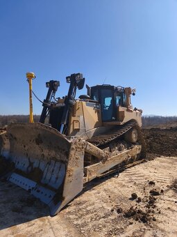Caterpillar D8 - 7