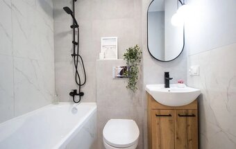 3 pokoje, 53.50m2, II piętro, po remoncie, os.Widok - 7