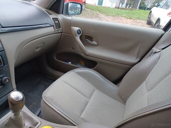 Renault Laguna II w wersjii delux 1,9 DCI - 7